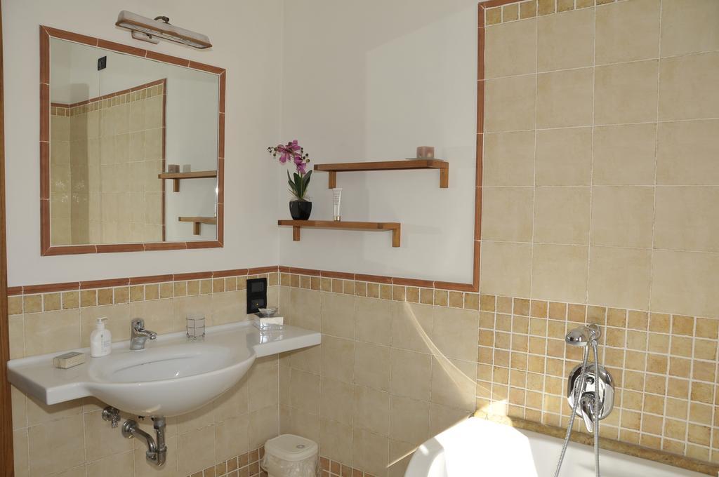 Agriturismo Renai E Monte II Gambassi Terme Eksteriør billede